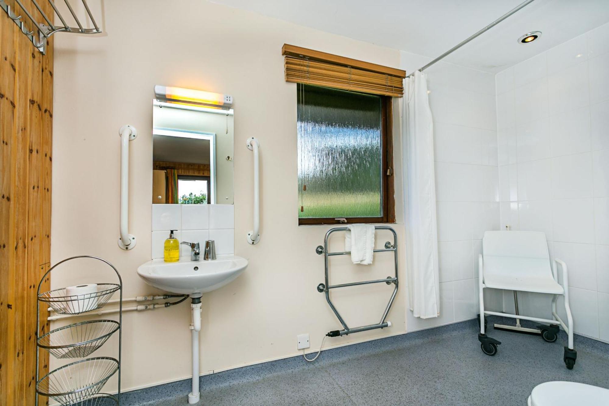 Laburnum Lodge Sleeps 6 Wheelchair Access Minehead Kültér fotó