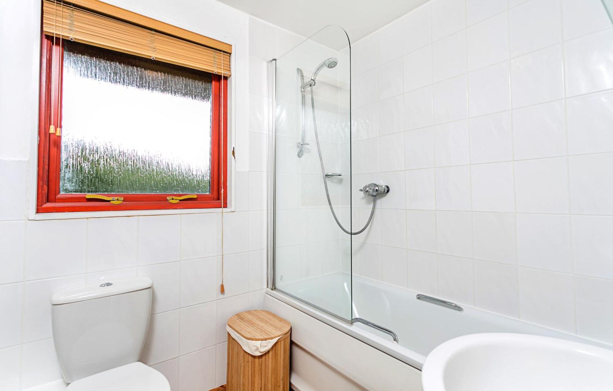 Laburnum Lodge Sleeps 6 Wheelchair Access Minehead Kültér fotó